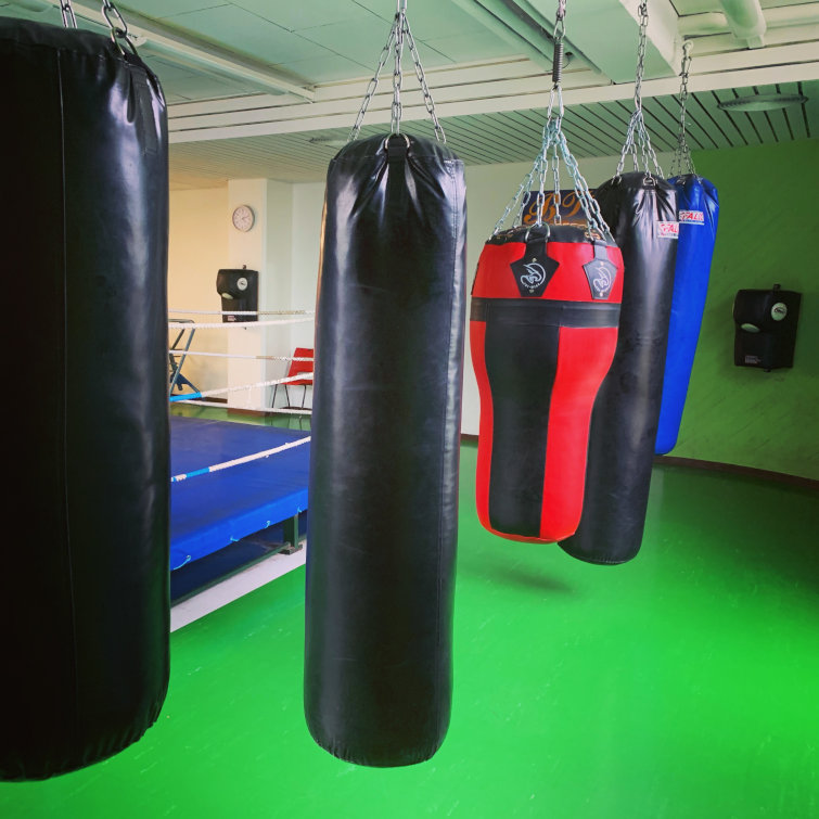 Tampere Thaiboxing peruskurssi salissa numero 114